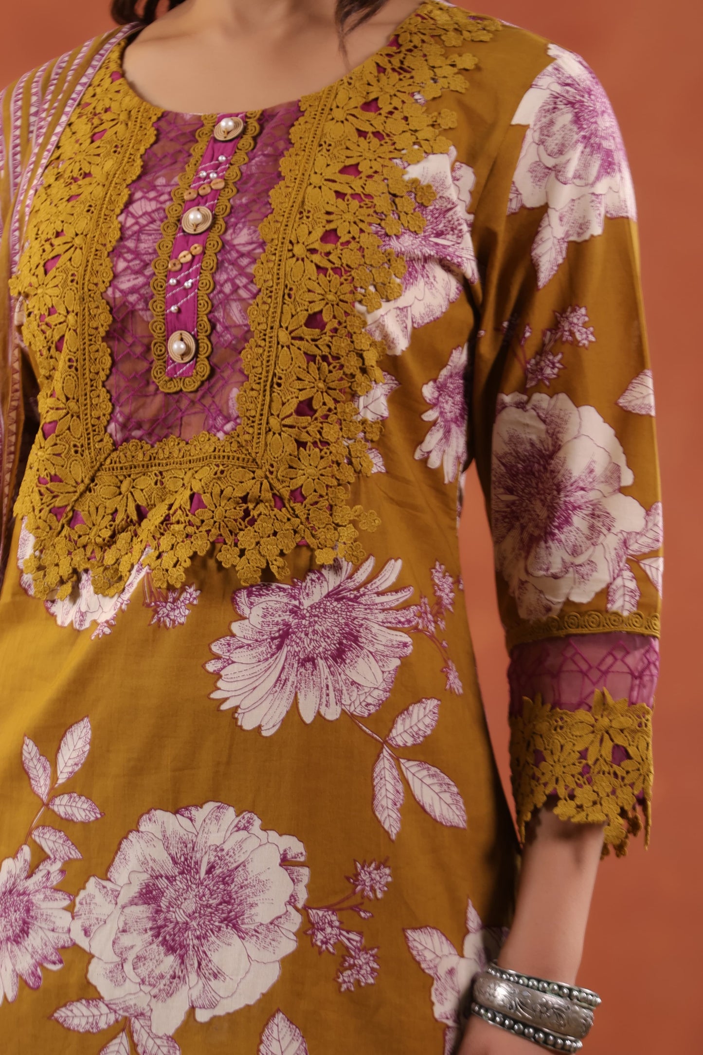 Pure Cotton Jaal Floral Kurti Pant Set