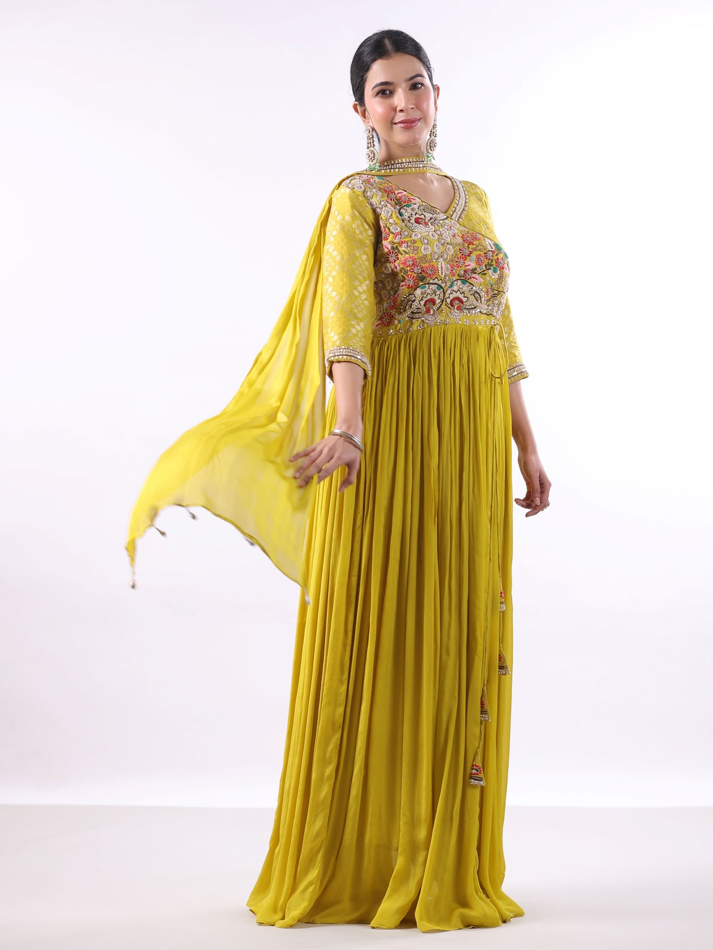 LIME GREEN EMBROIDERED SUIT SET