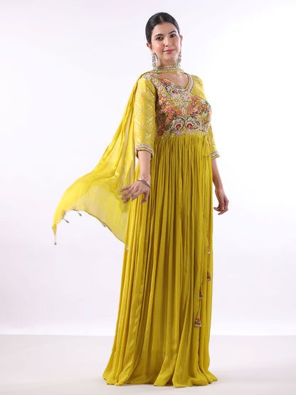 LIME GREEN EMBROIDERED SUIT SET