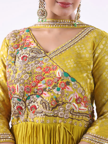 LIME GREEN EMBROIDERED SUIT SET